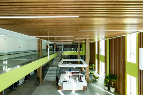 В Подмосковье открылся реабилитационный центр «Холмы»