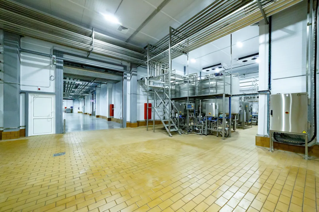 В агропарке «Сырная долина» открылся построенный компанией ПСО-13 завод «Сыровар»